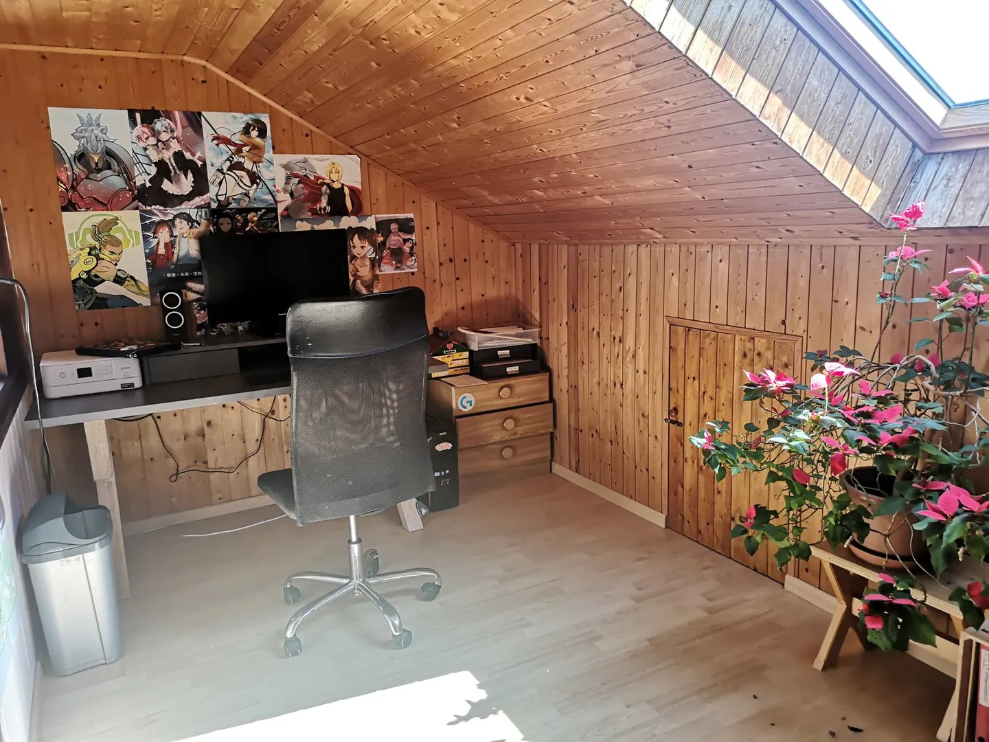 Haus mit 2 Wohnungen, Veranda, Garten, Garage: Renovierungen erforderlich - Photo 28 of 37