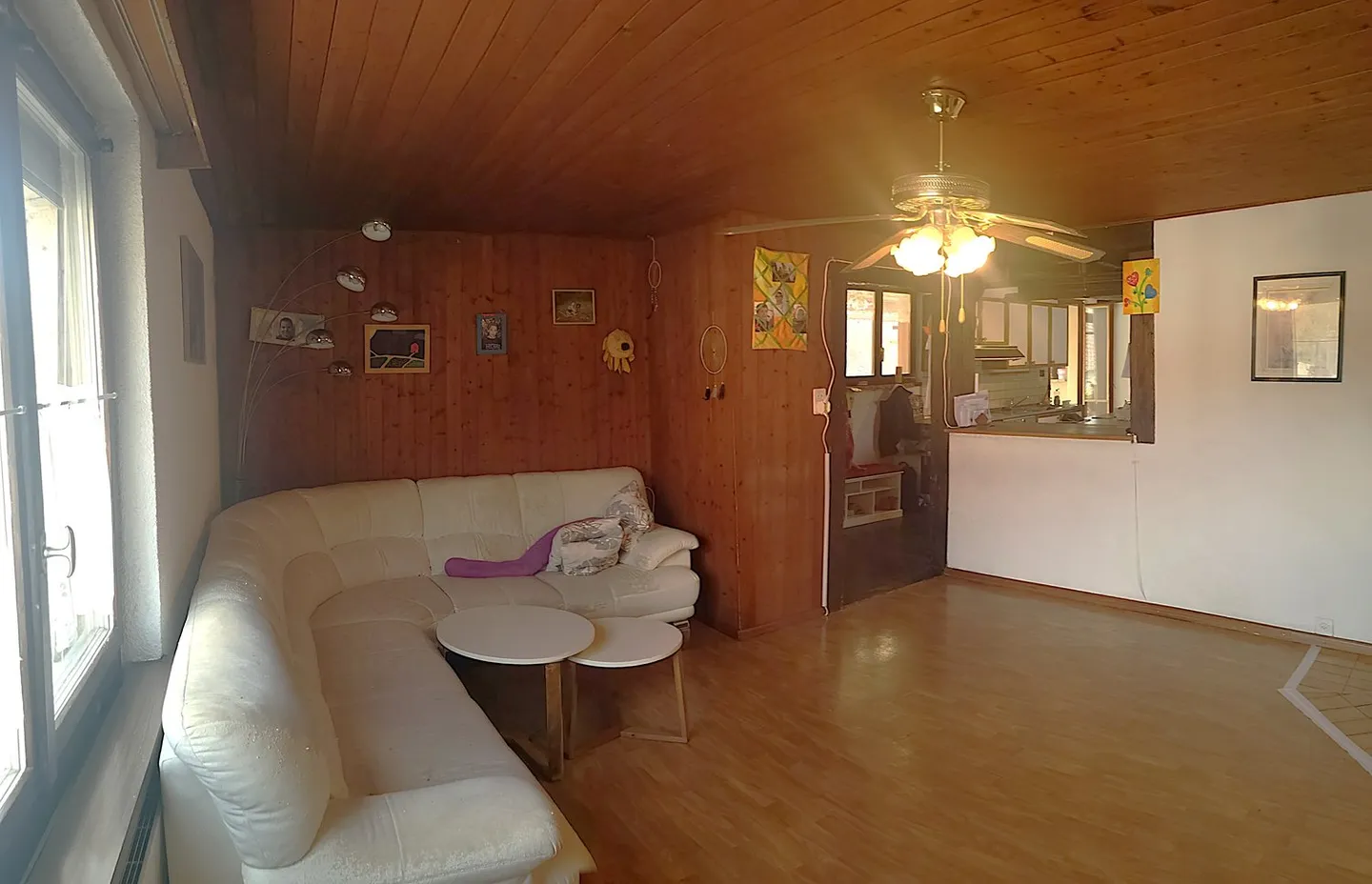 Haus mit 2 Wohnungen, Veranda, Garten, Garage: Renovierungen erforderlich - Photo 18 of 37