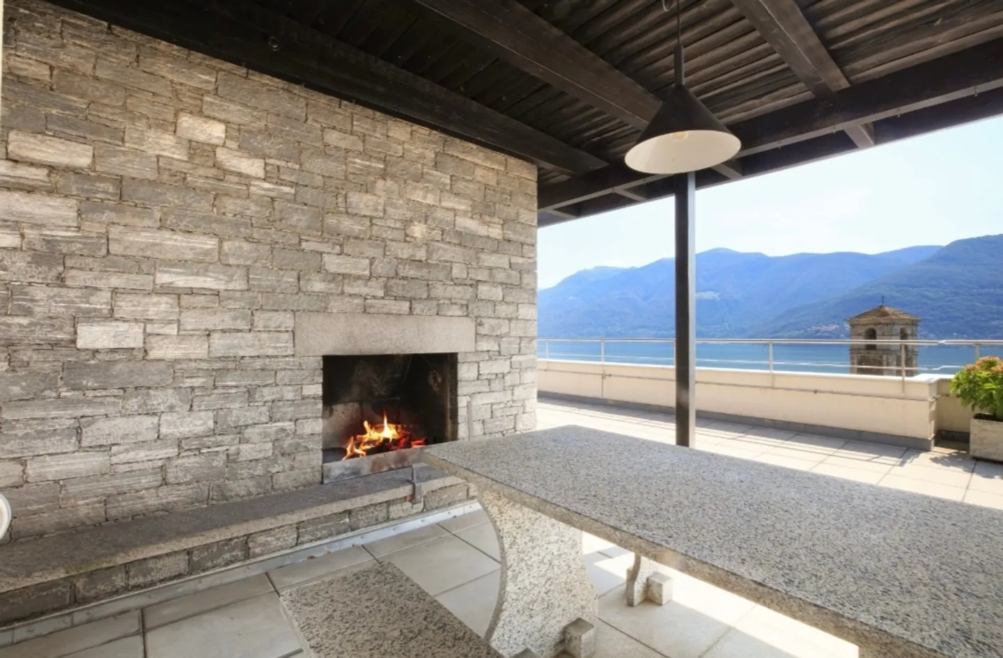 Zweites Traumhaus mit Panoramablick auf den See - Foto 8 von 11