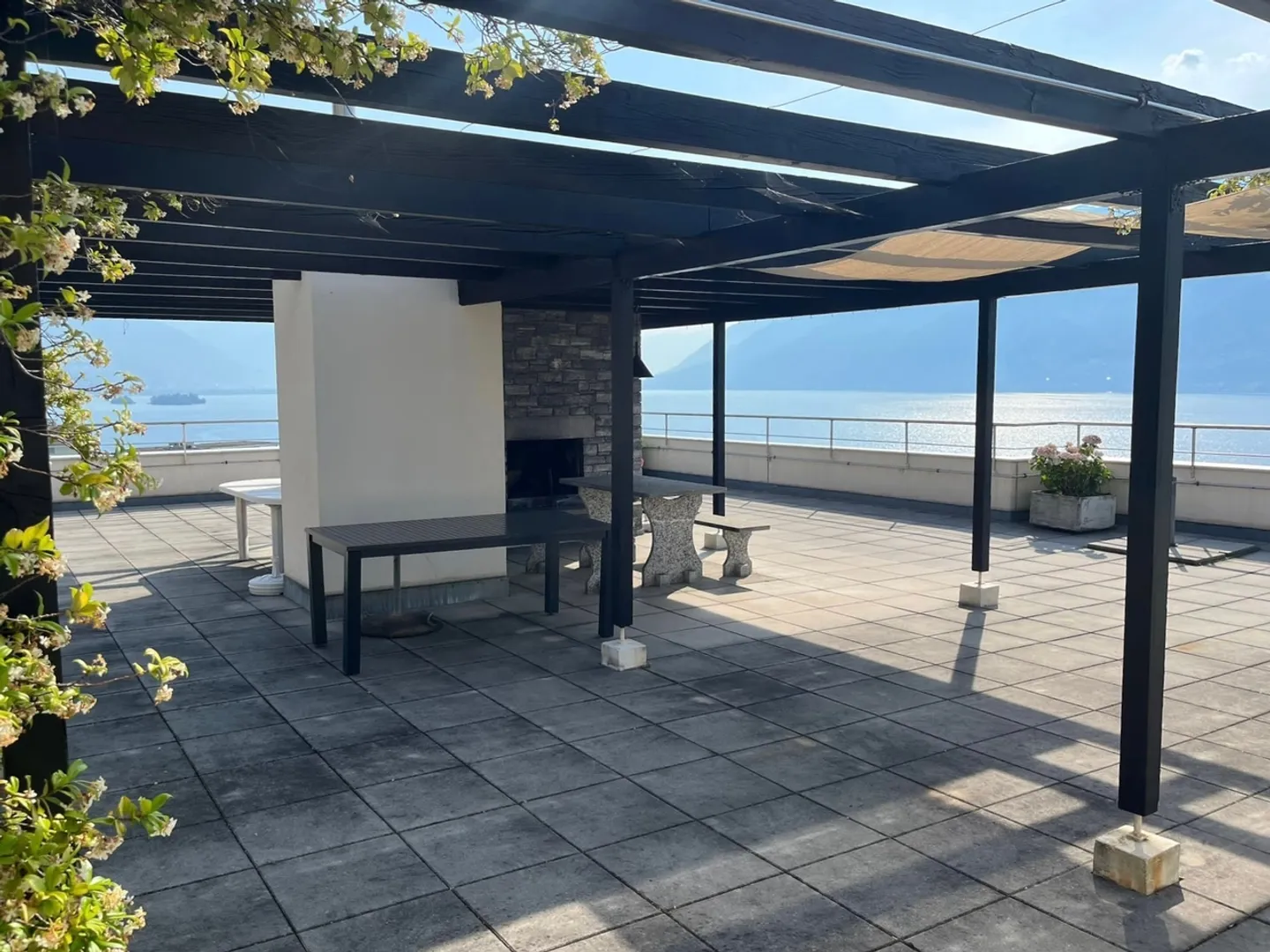 Zweites Traumhaus mit Panoramablick auf den See - Foto 9 von 11