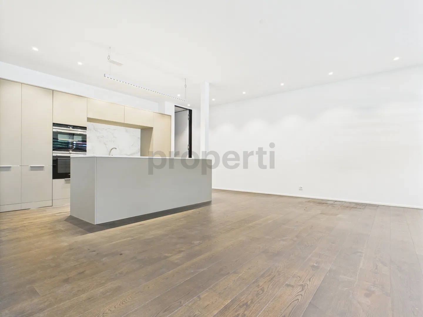 Exklusives 3.5-Zimmer Maisonette-Townhouse mit Dachterrasse - Kreis 6 - Foto 1 von 11