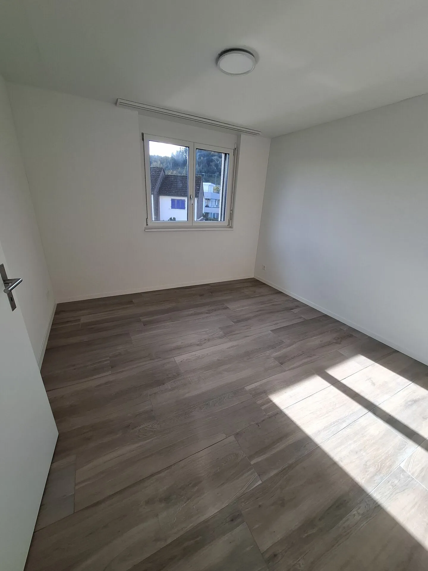 2.5 Zi-Wohnung mit Balkon, NEUBAU - Foto 6 von 10