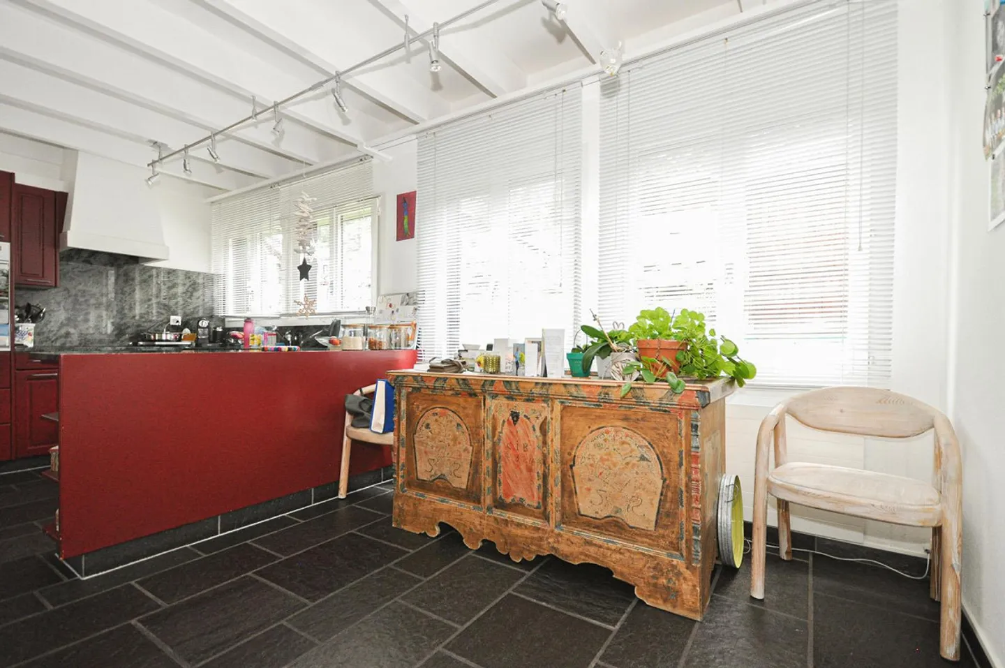 Appartamento affascinante di 4,5 stanze con garage a Scuol (Sent) - Foto 9 di 27