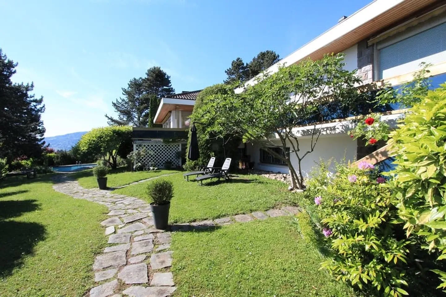 Imponente proprietà, tranquilla, vista, piscina, grande giardino - Foto 12 di 13