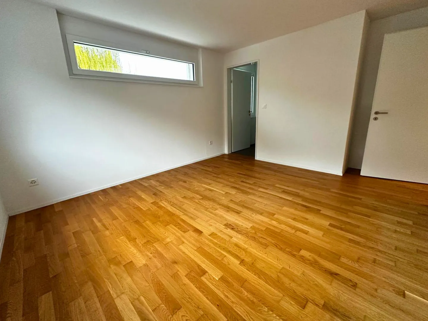 Appartamento moderno di 3,5 stanze al 1° piano con grande balcone - Foto 12 di 13