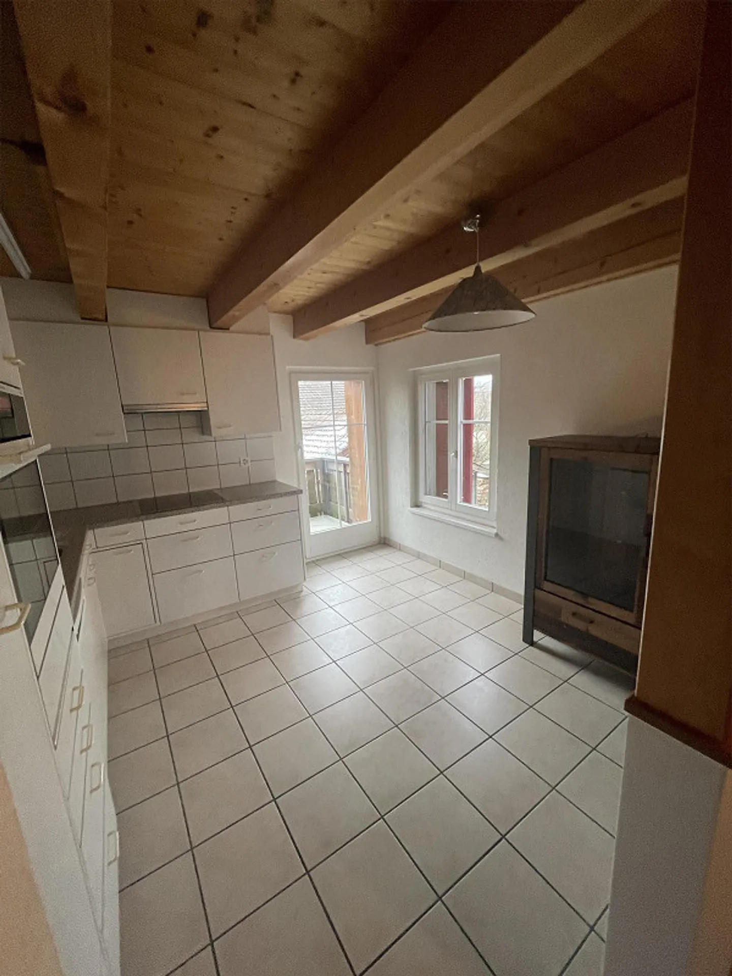 Appartement 4,5 pièces, balcon, emplacement central - Photo 9 sur 26
