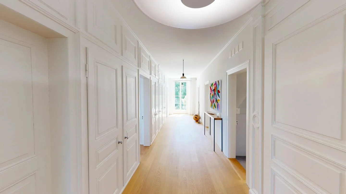 Stilvolle Wohnung mit atemberaubendem Ausblick - Foto 2 von 6