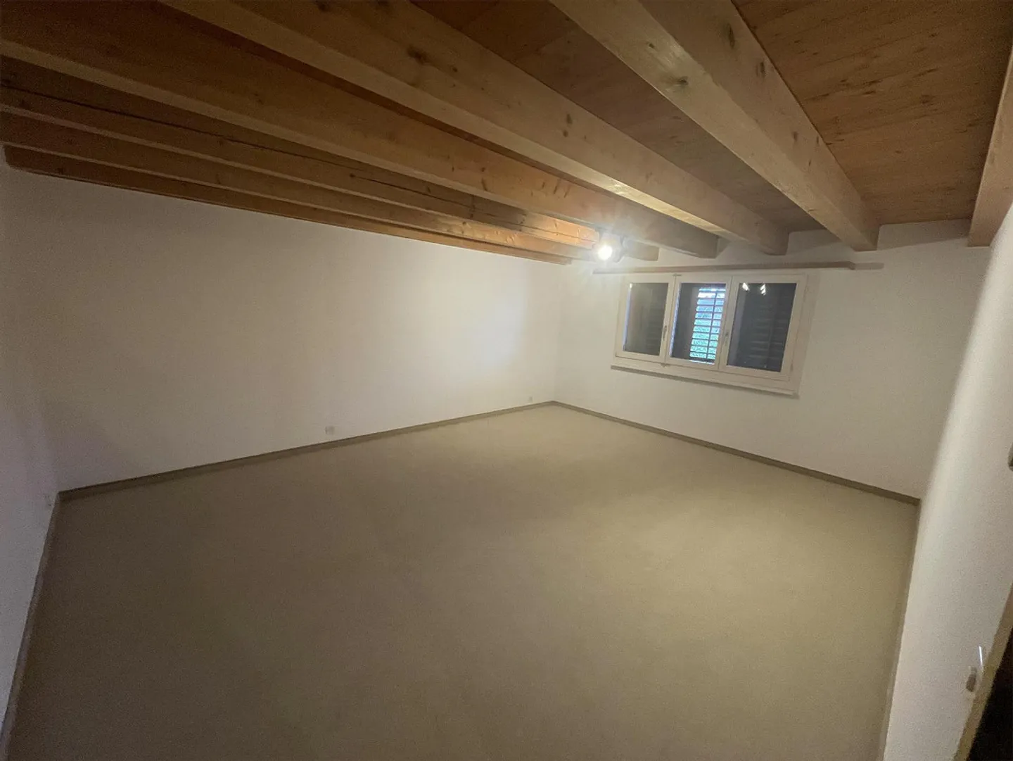 Appartement 4,5 pièces, balcon, emplacement central - Photo 16 sur 26
