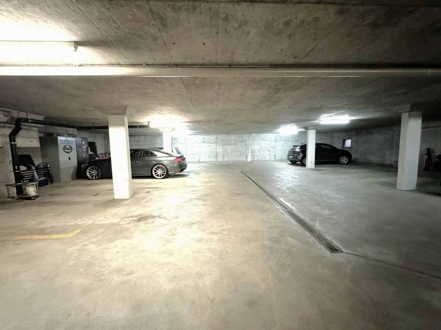 Posto auto sotterraneo nel cuore del villaggio - Foto 1 di 1