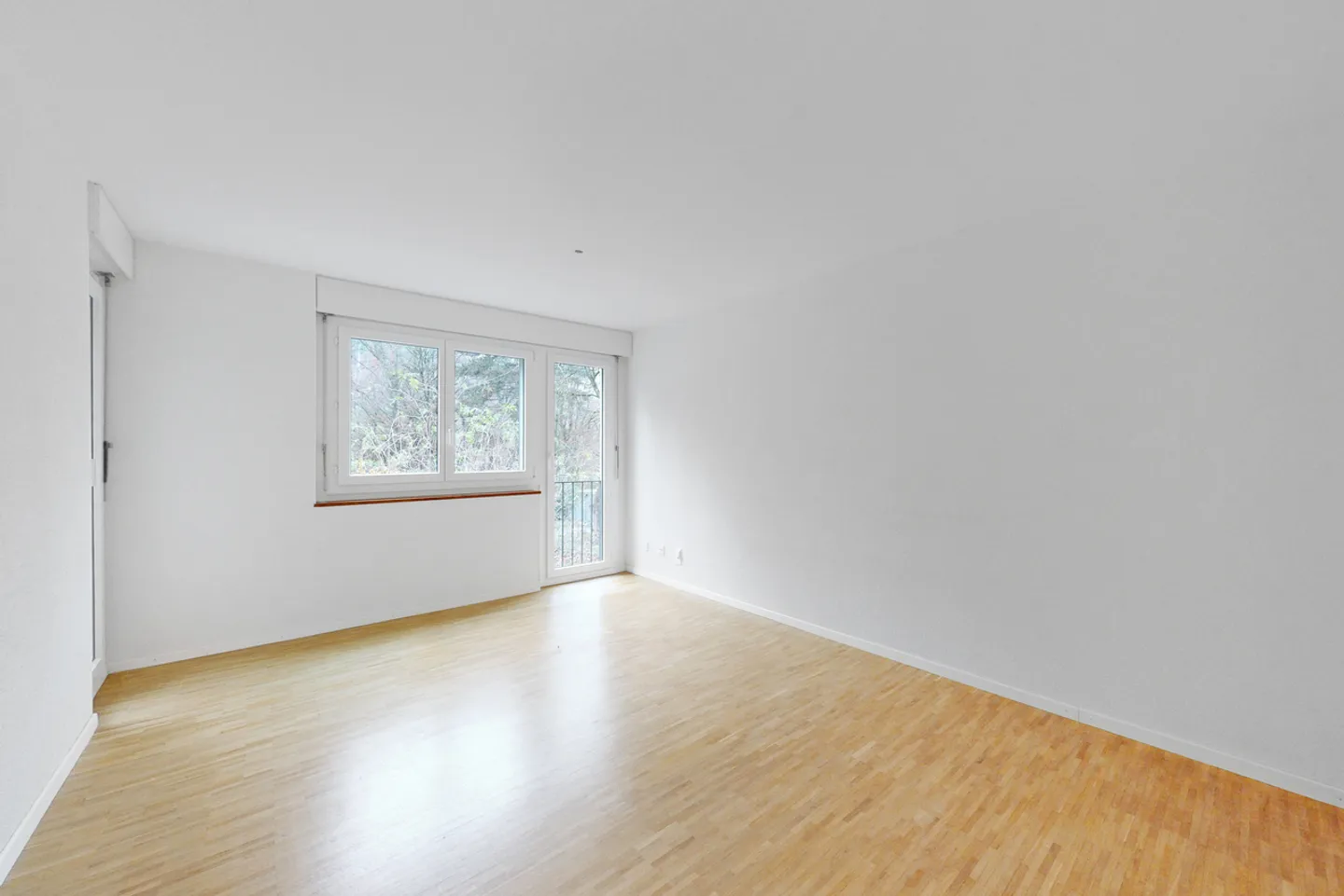 Grosse 2.5-Zimmerwohnung an ruhiger Lage - Photo 2 sur 6