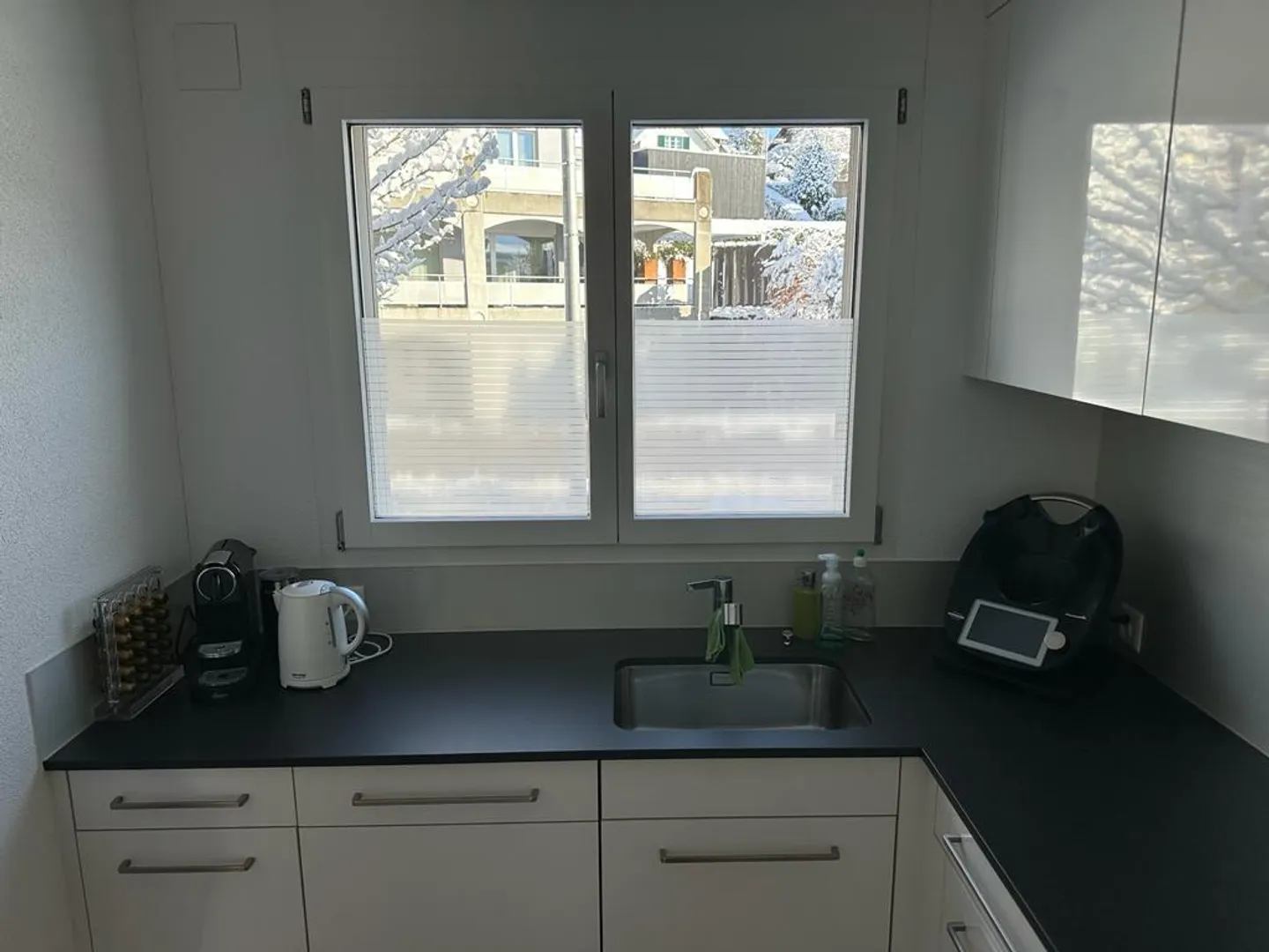 Moderno appartamento di 4,5 stanze con due balconi - Foto 11 di 18