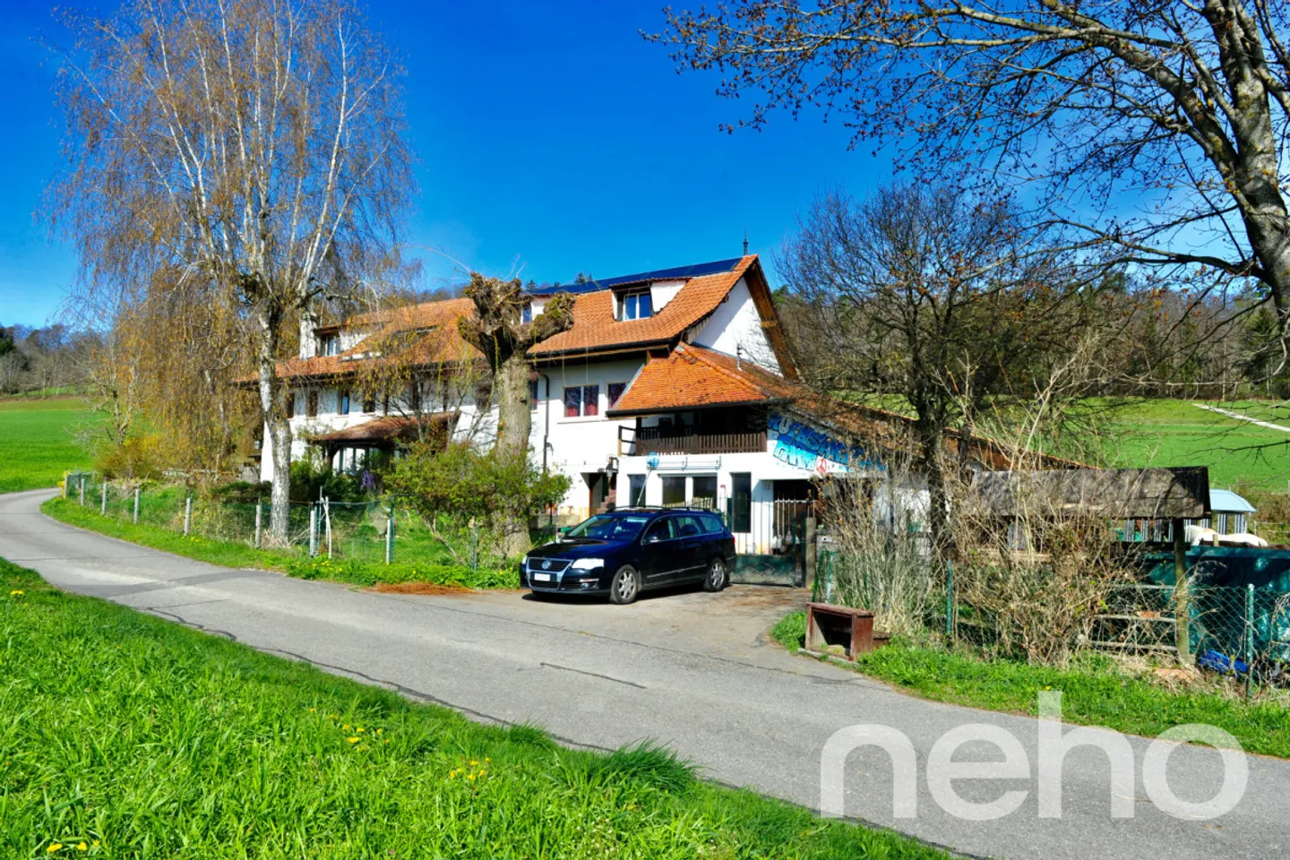 Geräumiges Triplex mit Garten - Foto 2 von 13