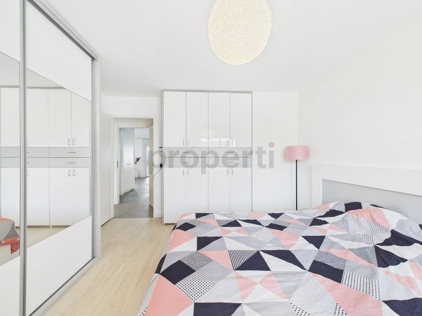 Domaine Plein Soleil - a quiet, bright and modern living space - Photo 5 of 12