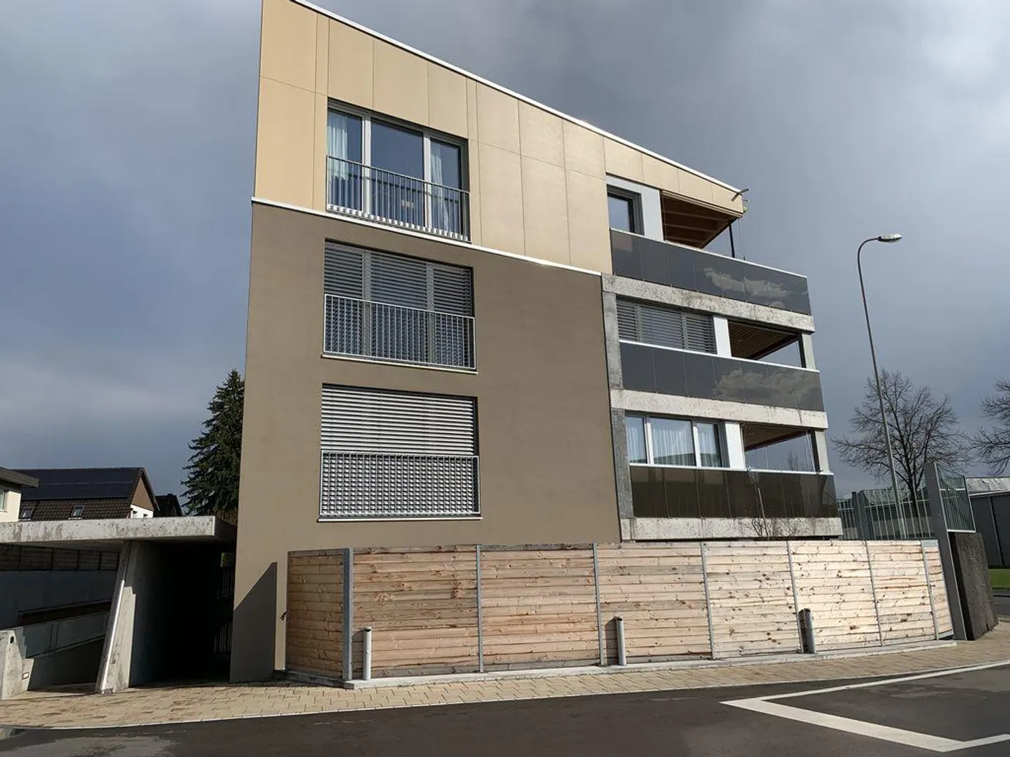 Do you love it modern!?! - Photo 11 of 11