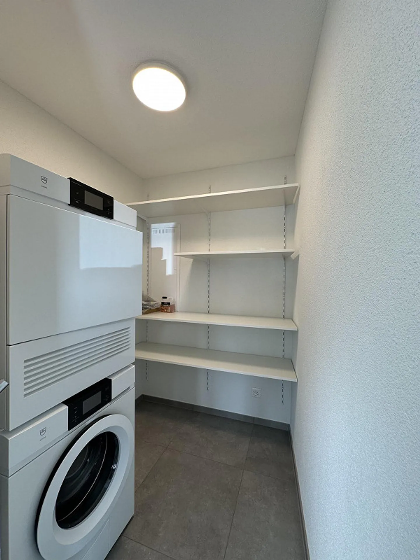 Neubauwohnung mit Grünblick - Foto 8 von 10