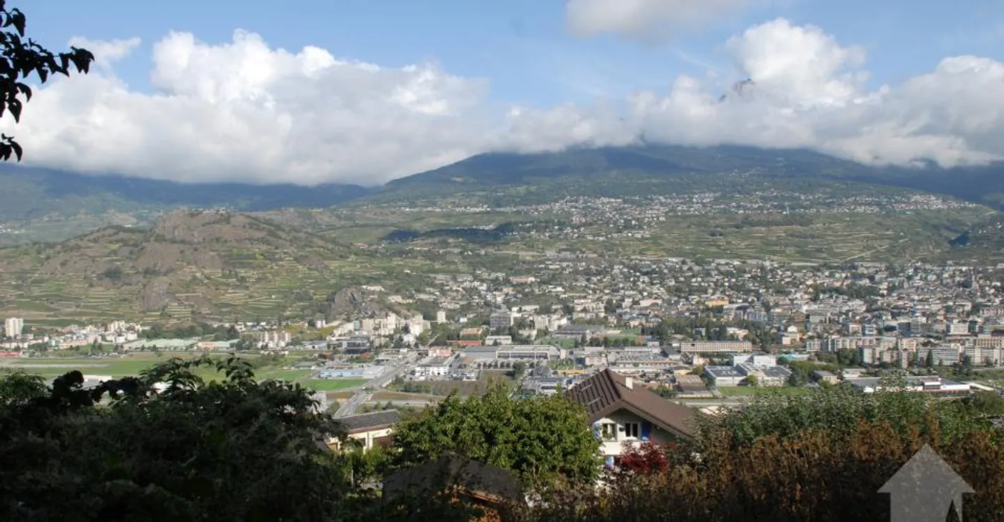 Bellissimo Terreno con Vista Stupenda - Foto 11 di 13