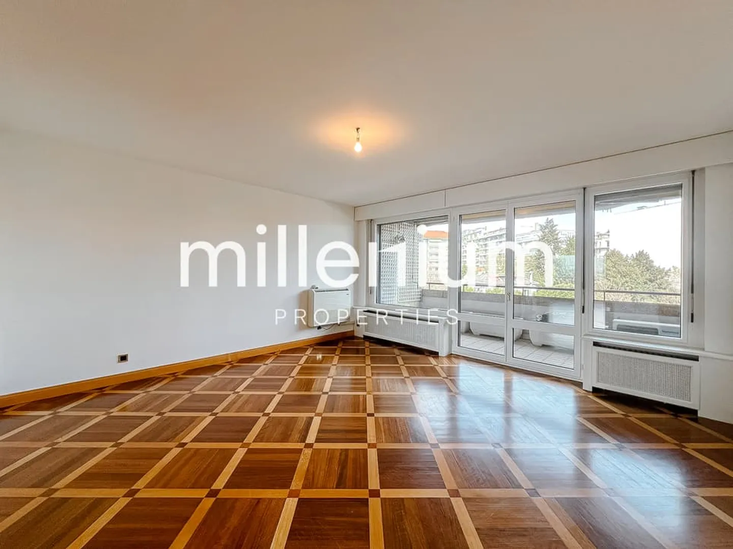 Appartement d'exception en face du Rhône - Foto 6 di 13