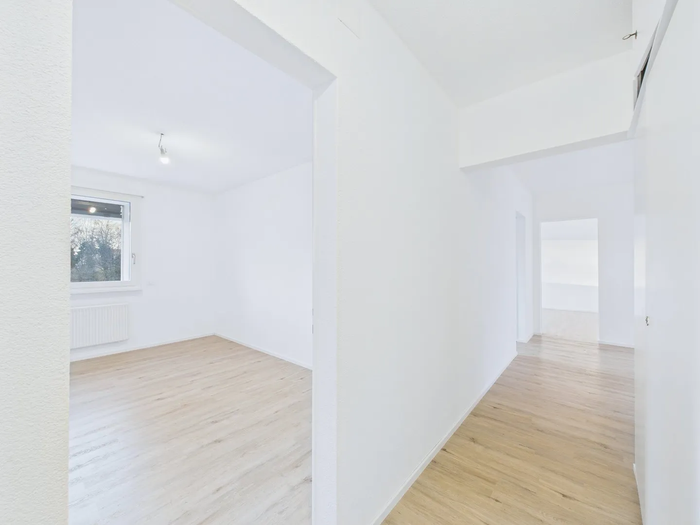 Renoviertes Mehrfamilienhaus - Foto 6 von 18