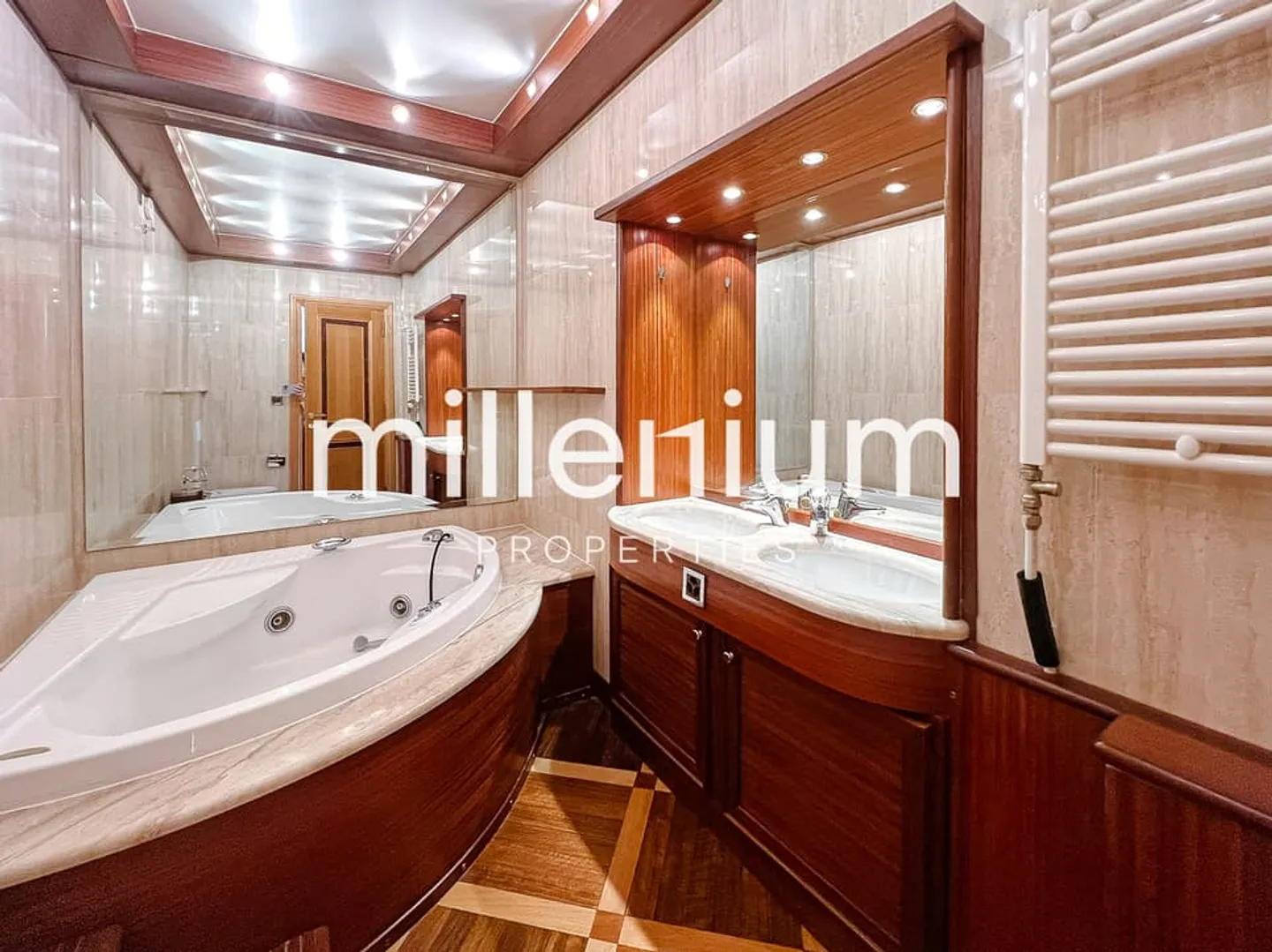 Appartement d'exception en face du Rhône - Foto 12 di 13