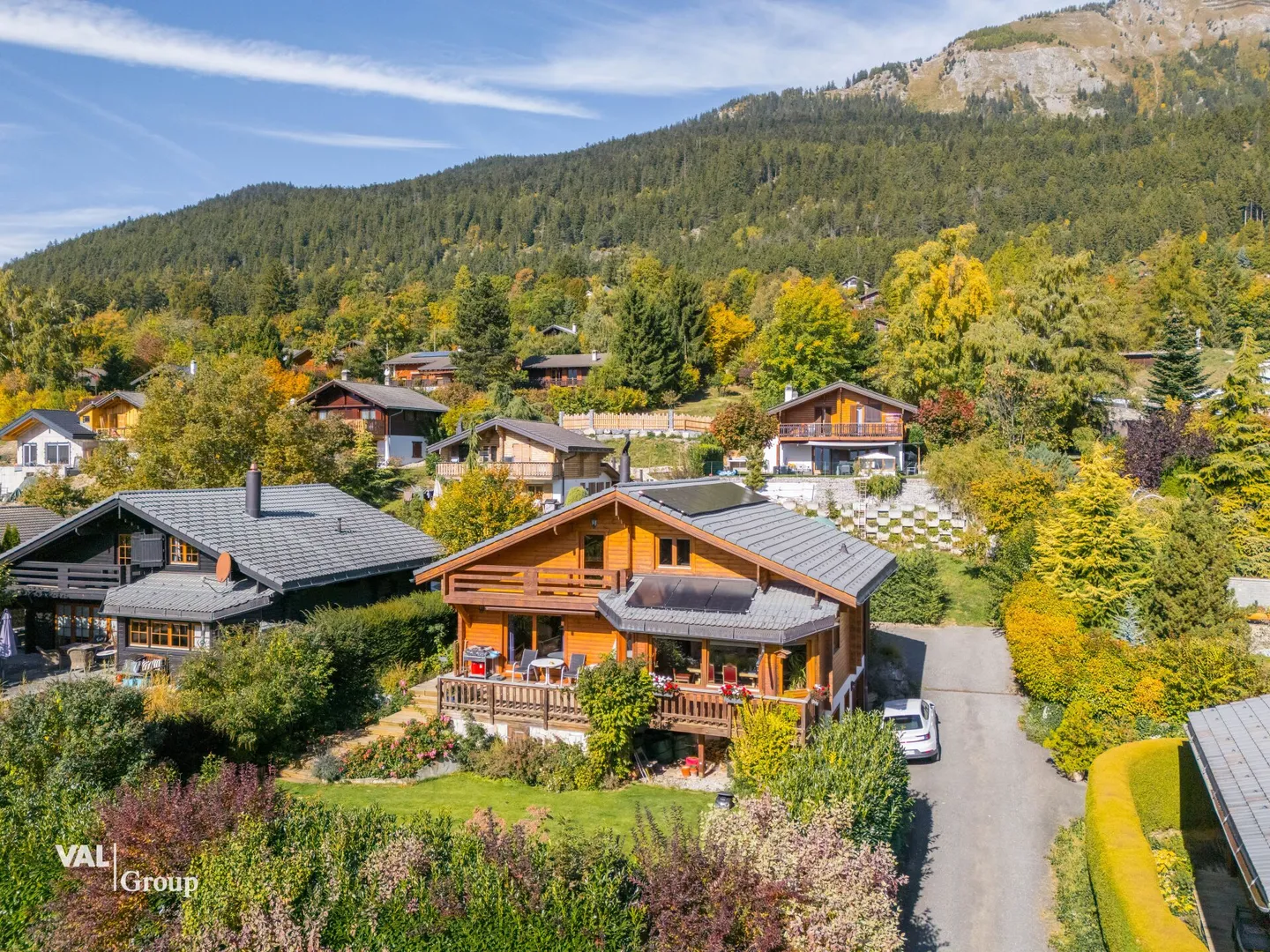 6.5 Room chalet - Photo 1 of 24