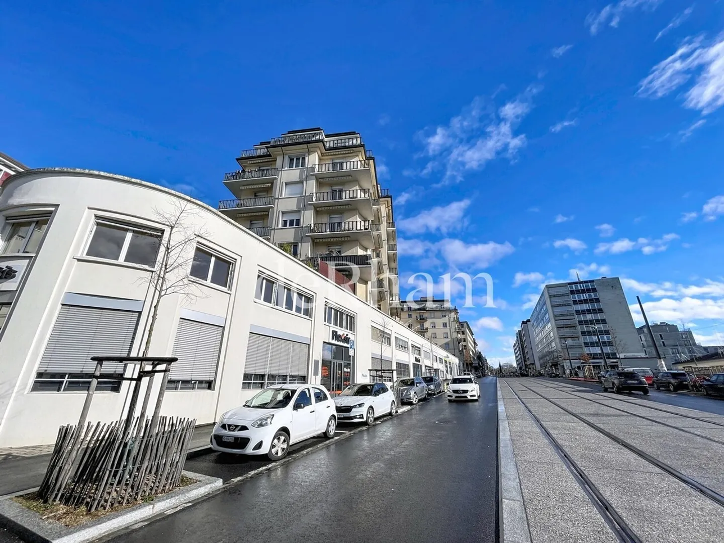 Magnificent 3.5 rooms fully renovated! - Photo 5 of 7