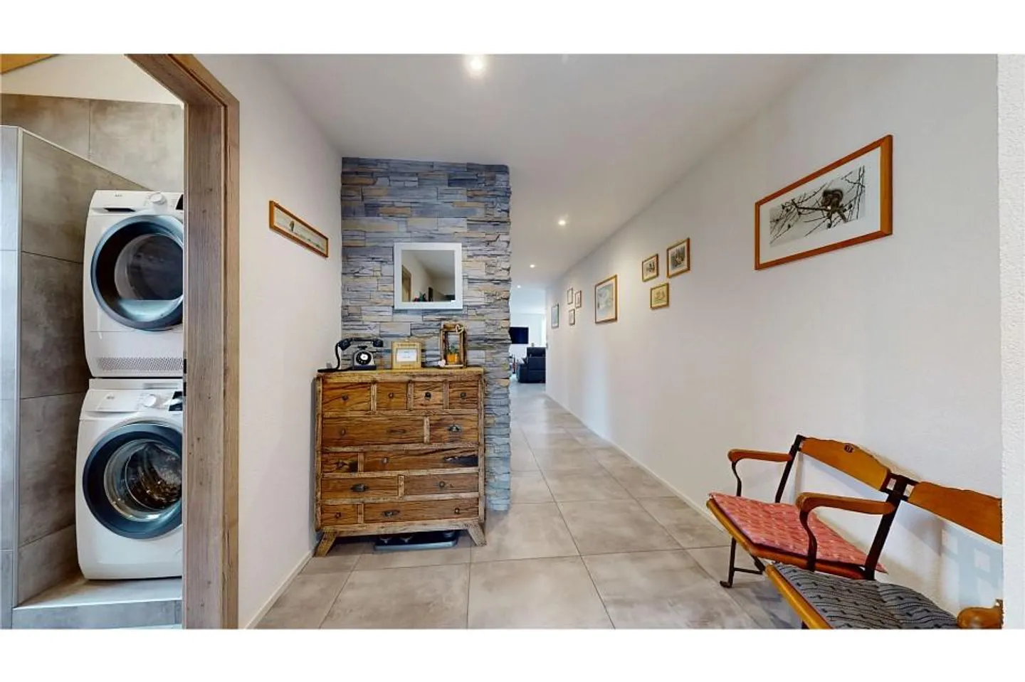 Exceptional duplex in the heart of Broc / RE/MAX Exclusive - Photo 4 of 6