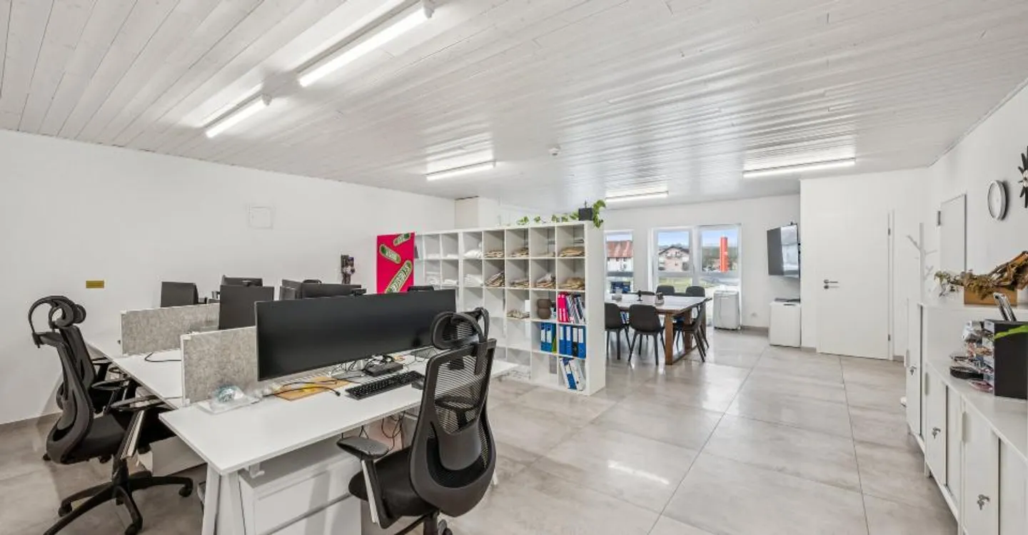 Laboratory space with offices for rent - Chavornay - Photo 5 of 8