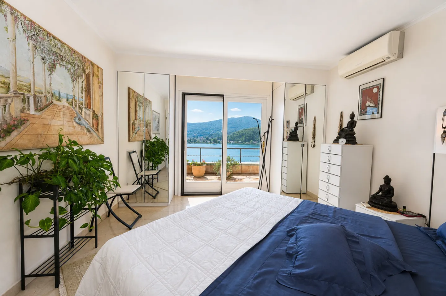 Attico Elegante con Vista Lago - Foto 14 di 23