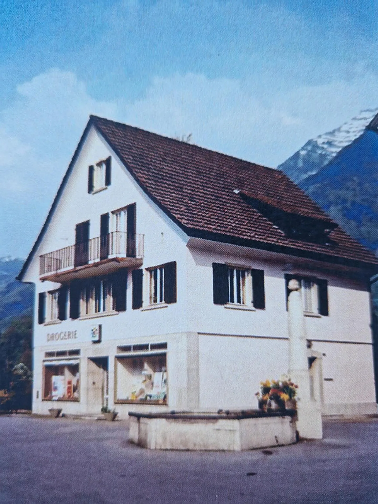 Charmante, heimelige 4.5 Wohnung mit grosser Terrasse - Foto 9 di 10