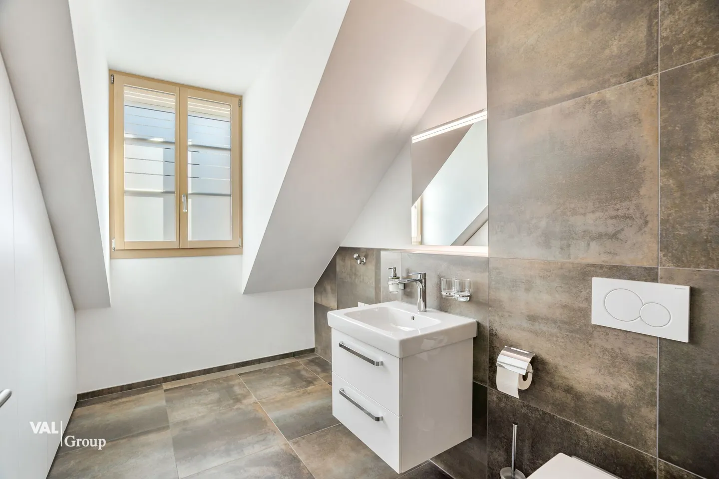 Moderne 3.5-Zimmerwohnung in Brig - Toplage, Stil und urbaner Wohnkomfort - Foto 9 von 12