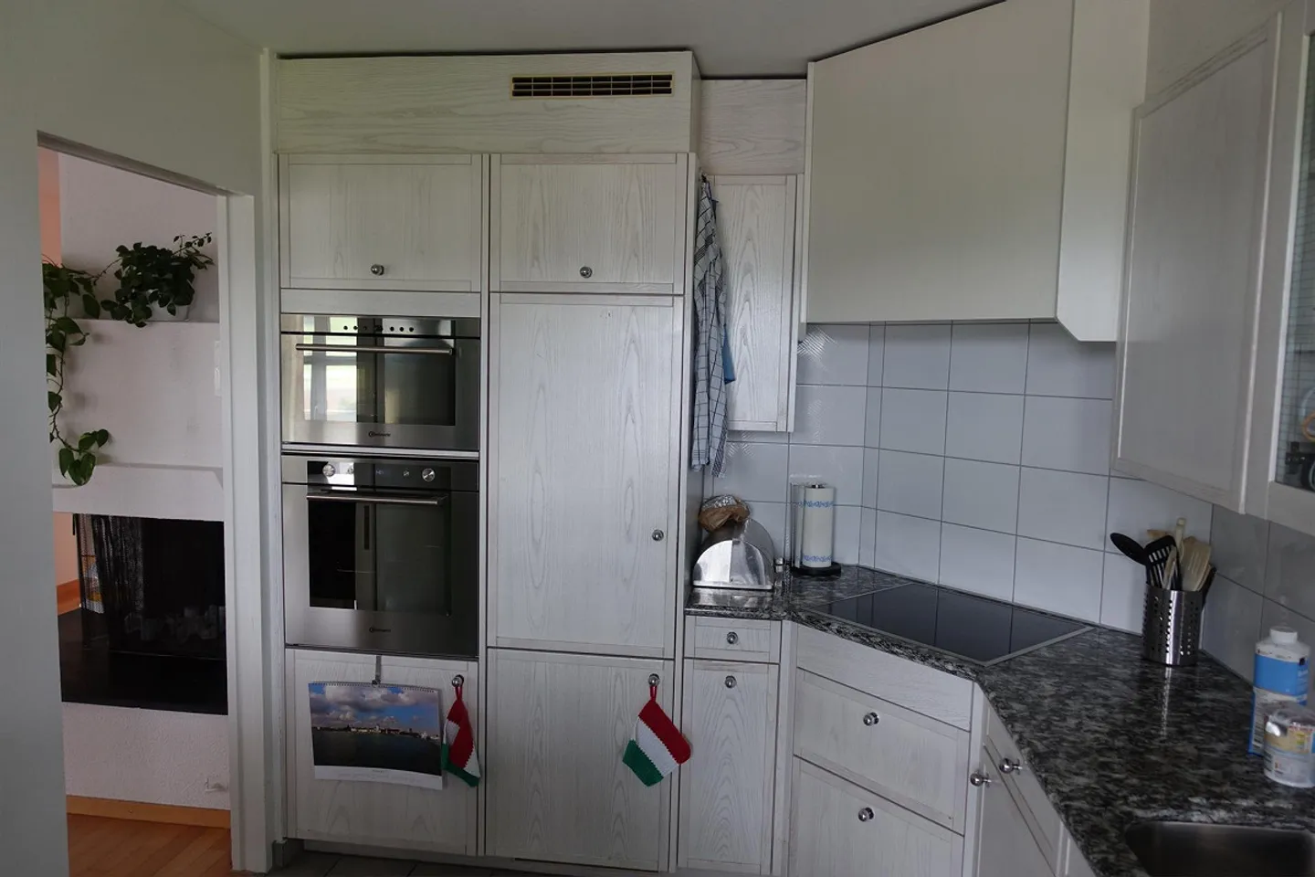 Schöne, grosse 4.5 Zimmerwohnung an ruhiger Lage  mit Lift, - Foto 9 di 23