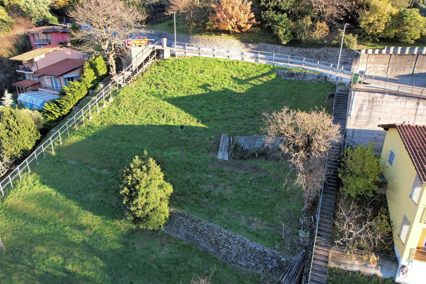 Building plot of 732 sqm on the hill of Daro - Photo 3 of 8