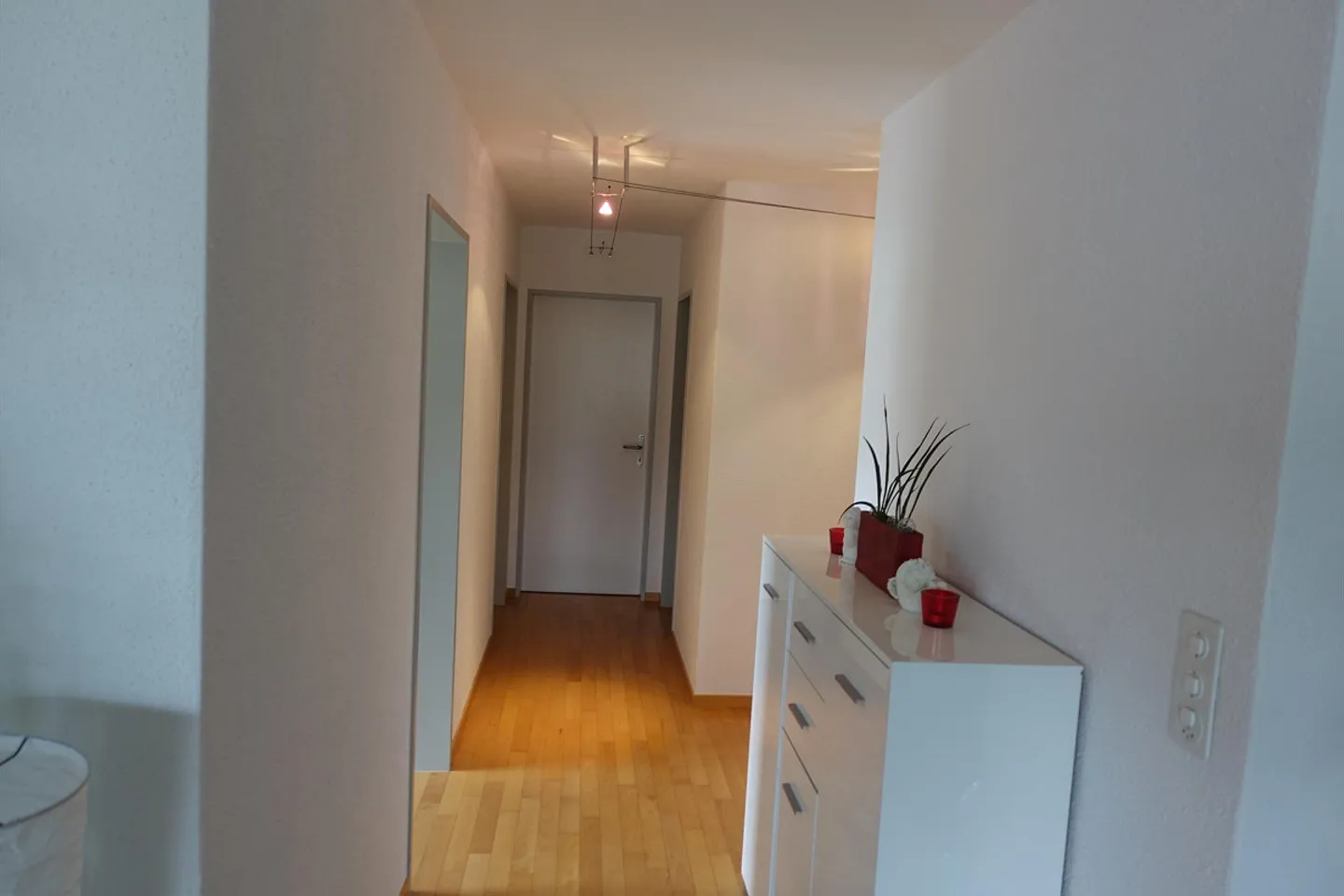 Schöne, grosse 4.5 Zimmerwohnung an ruhiger Lage  mit Lift, - Foto 13 di 23