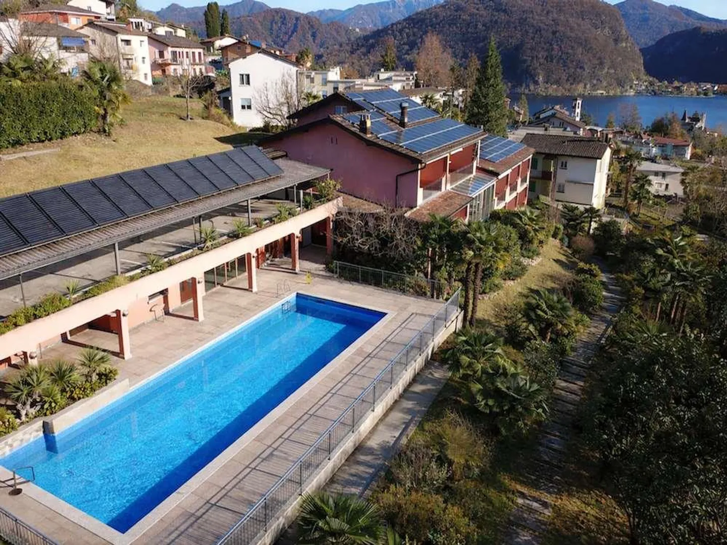 Villa esclusiva con vista lago - Foto 3 di 13