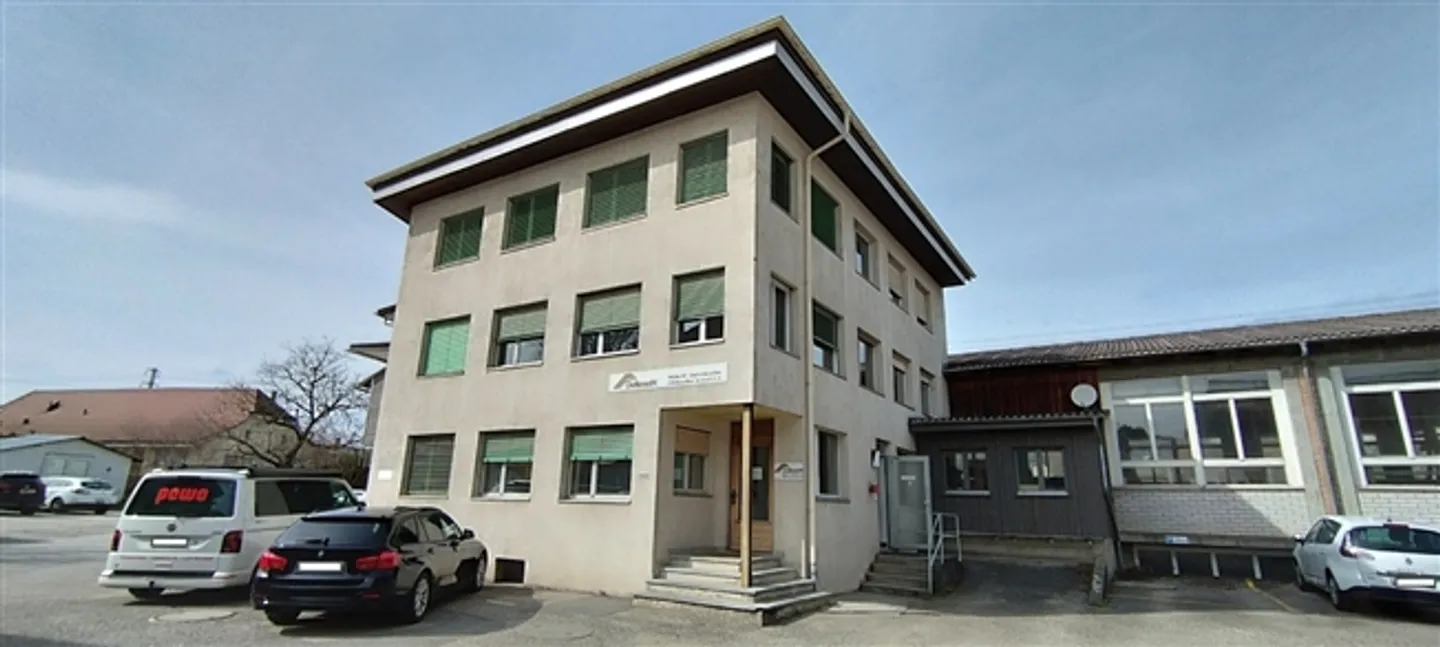 Bureau et Atelier à Murten - Photo 1 sur 13
