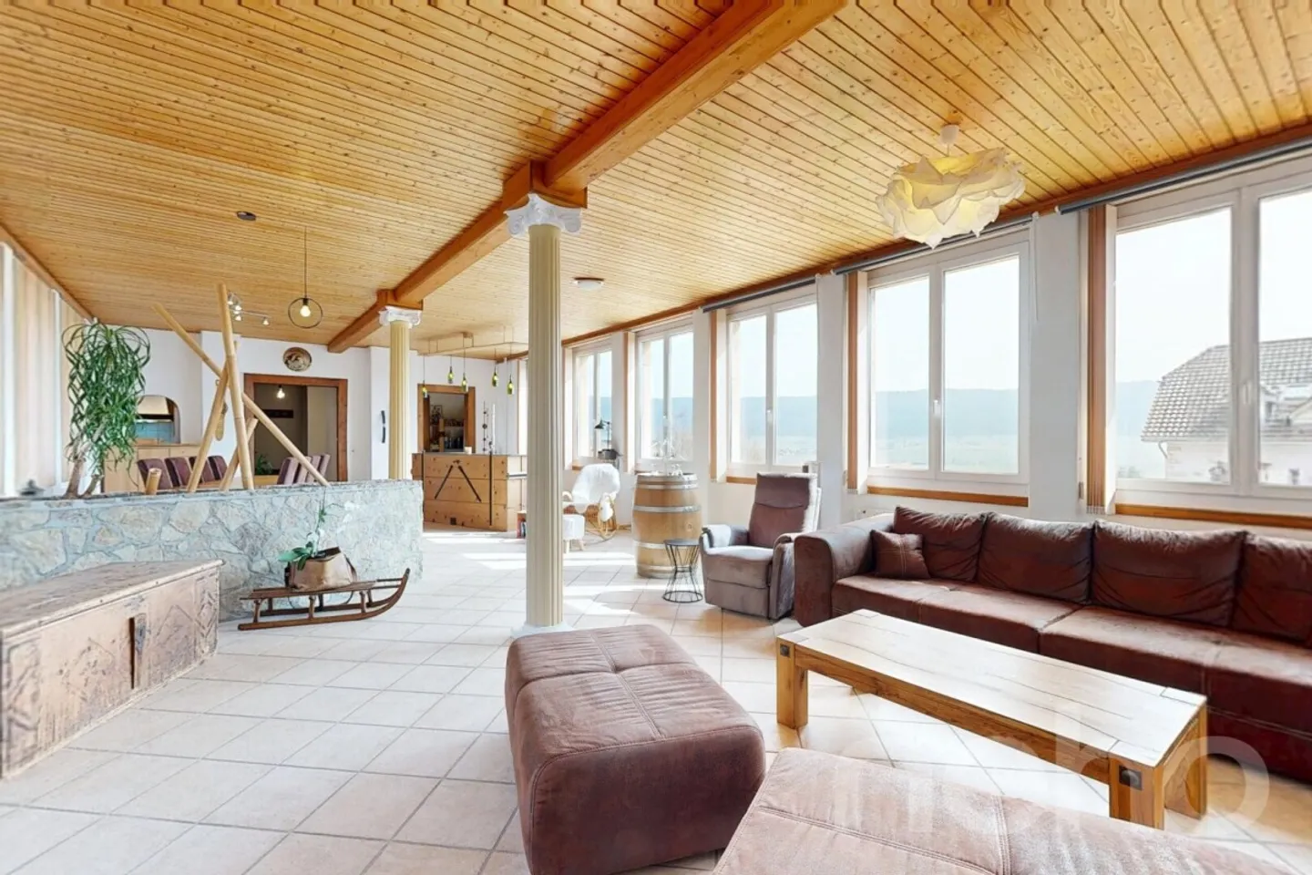 Maison familiale avec appartement - Photo 4 sur 12