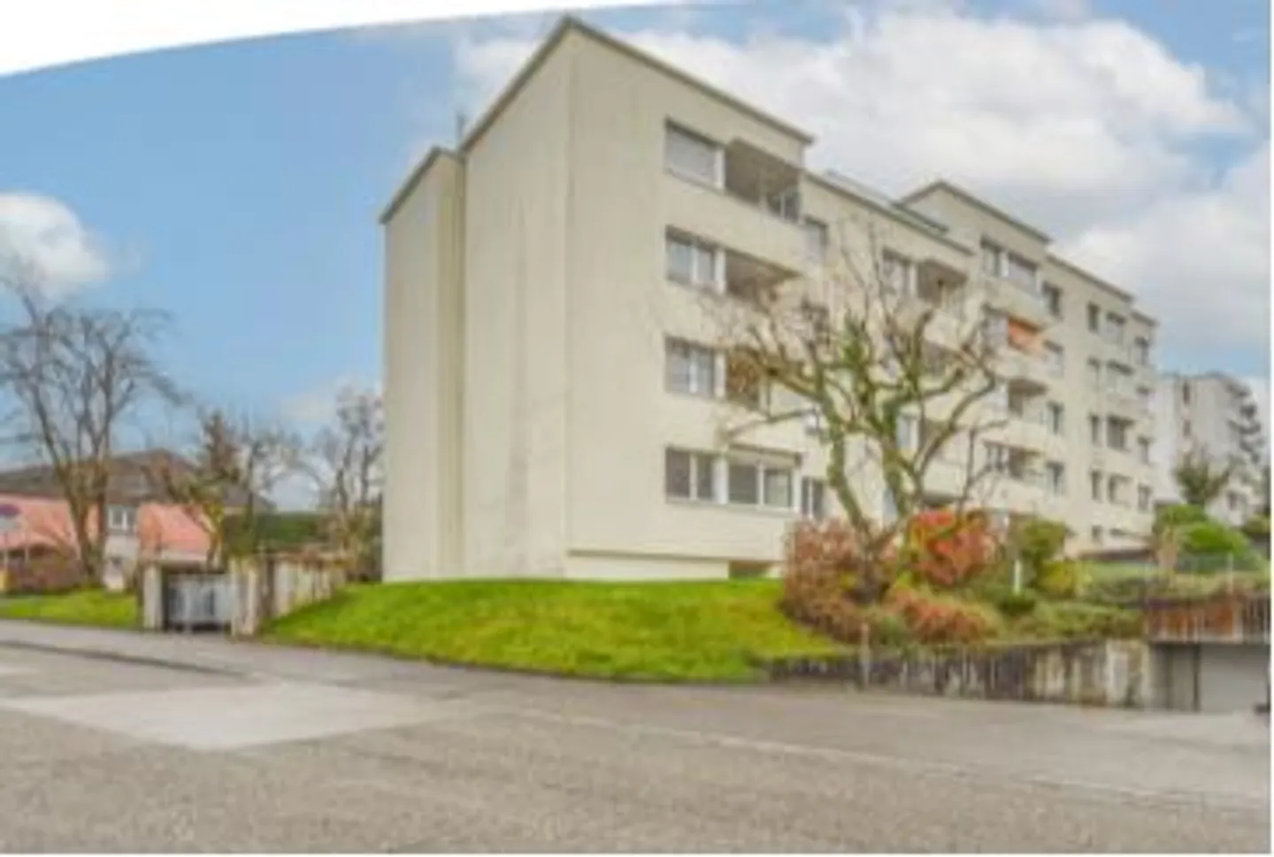 Piccolo ma potente ... con piscina all'aperto - Foto 1 di 5