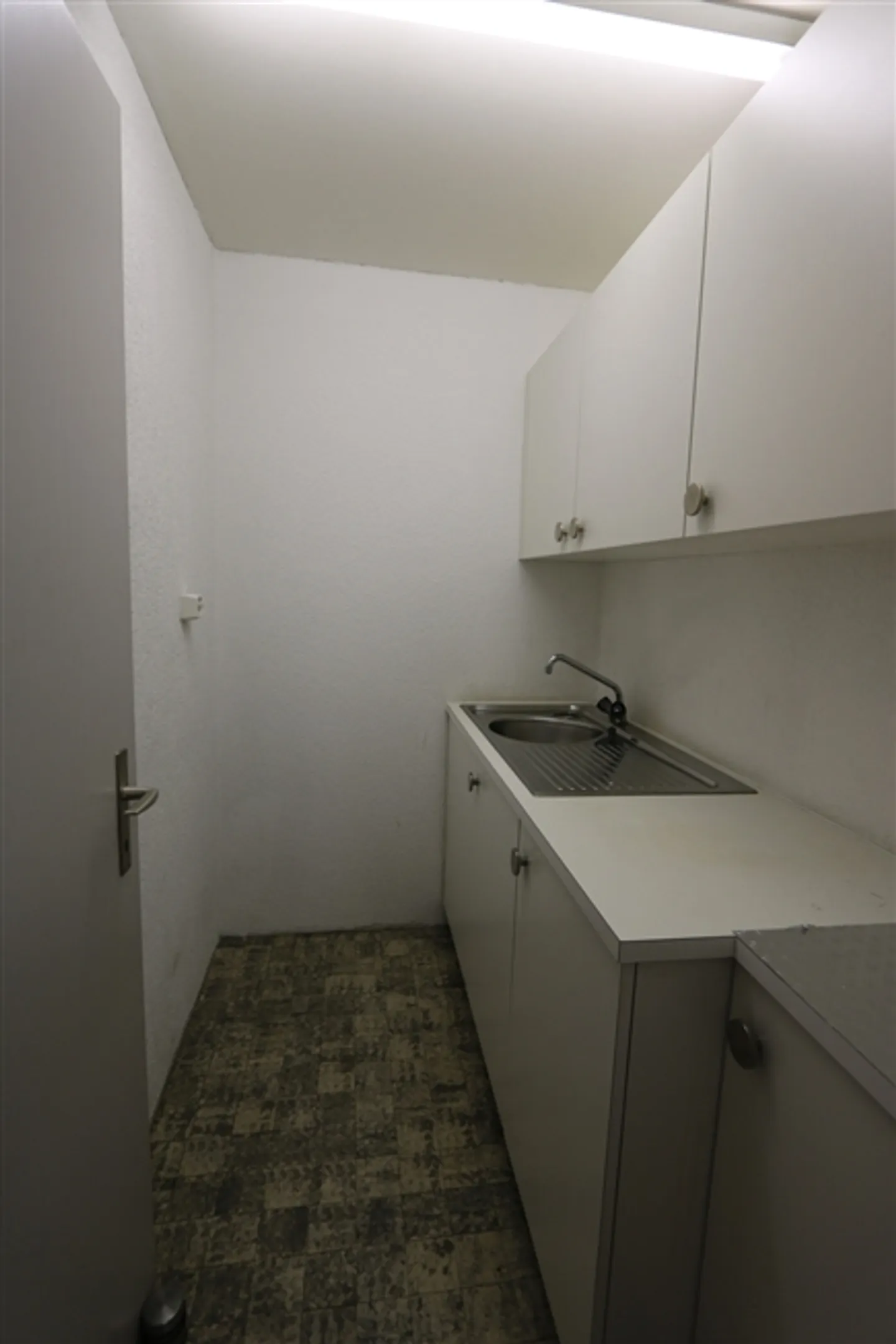 Bureau et Atelier à Murten - Photo 12 sur 13