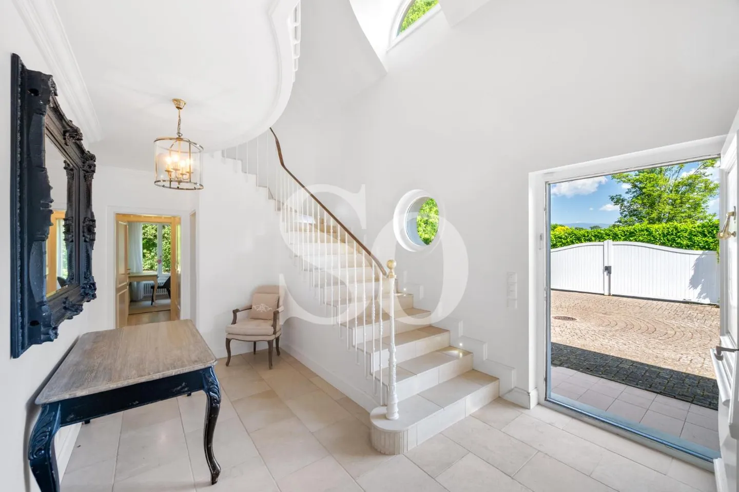 8,5-Zimmer-Haus - Foto 2 von 13