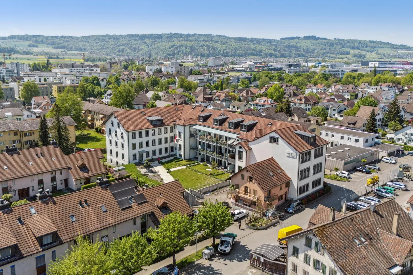 Living with History - Loft Maisonette with Garden - Photo 1 of 5
