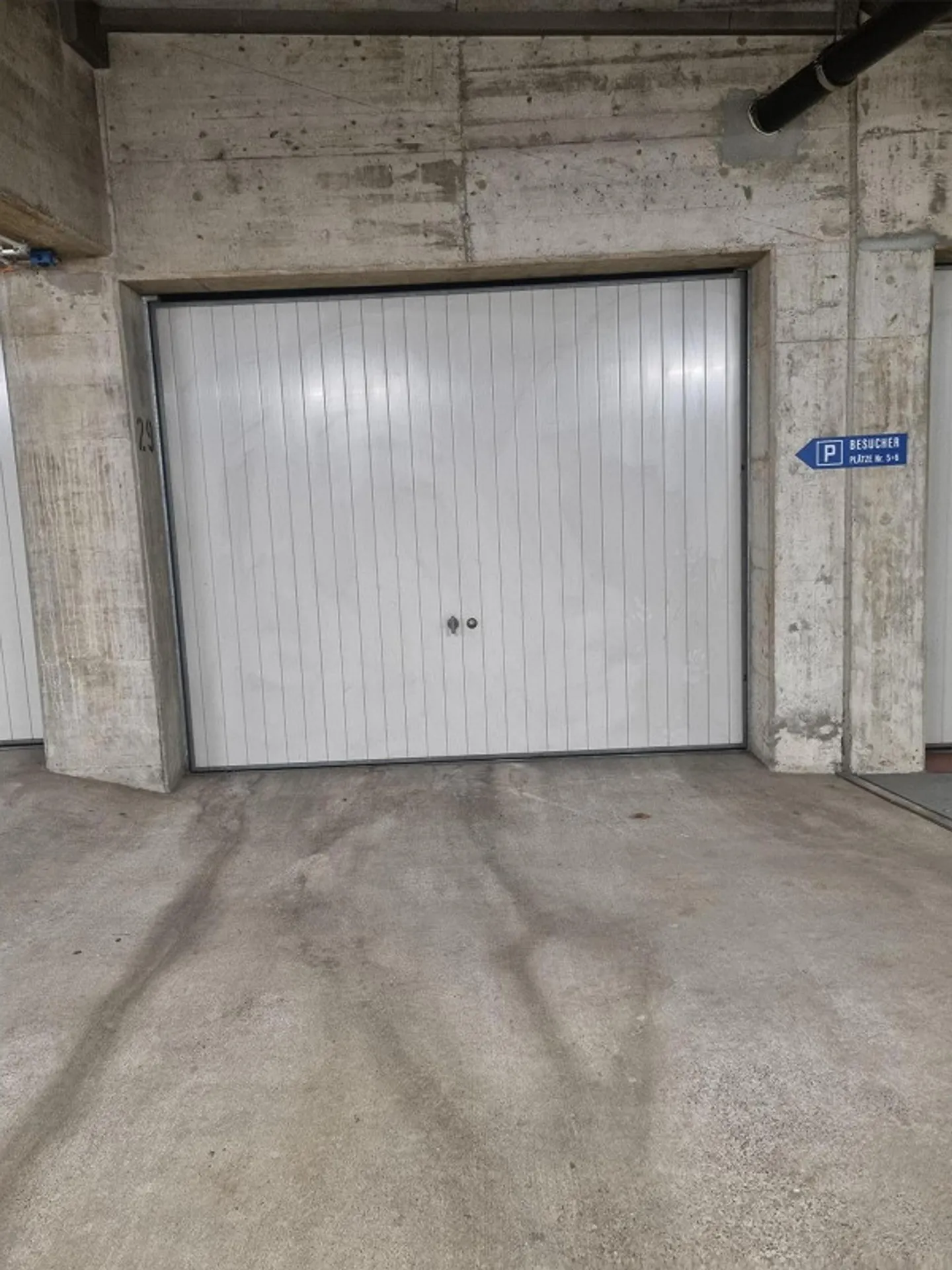 Geräumige Einzelgarage in Zürich - Foto 2 von 2