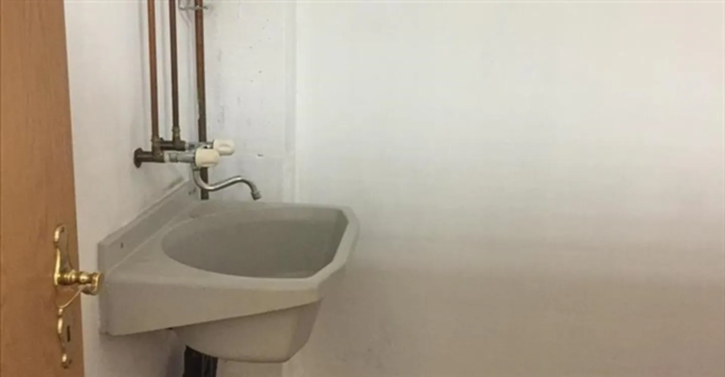 Office - Photo 5 of 8