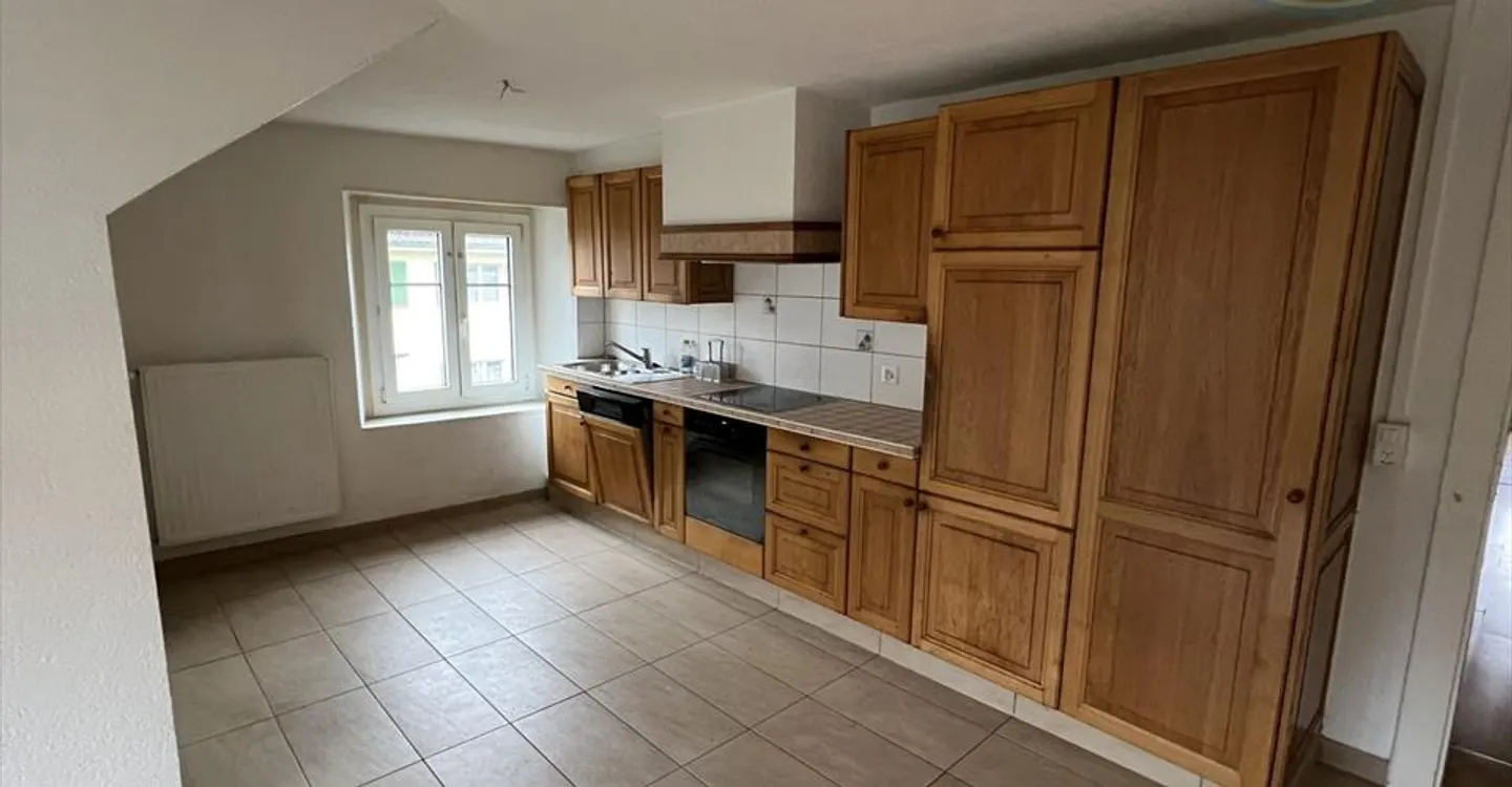 Residential building - Photo 13 of 13