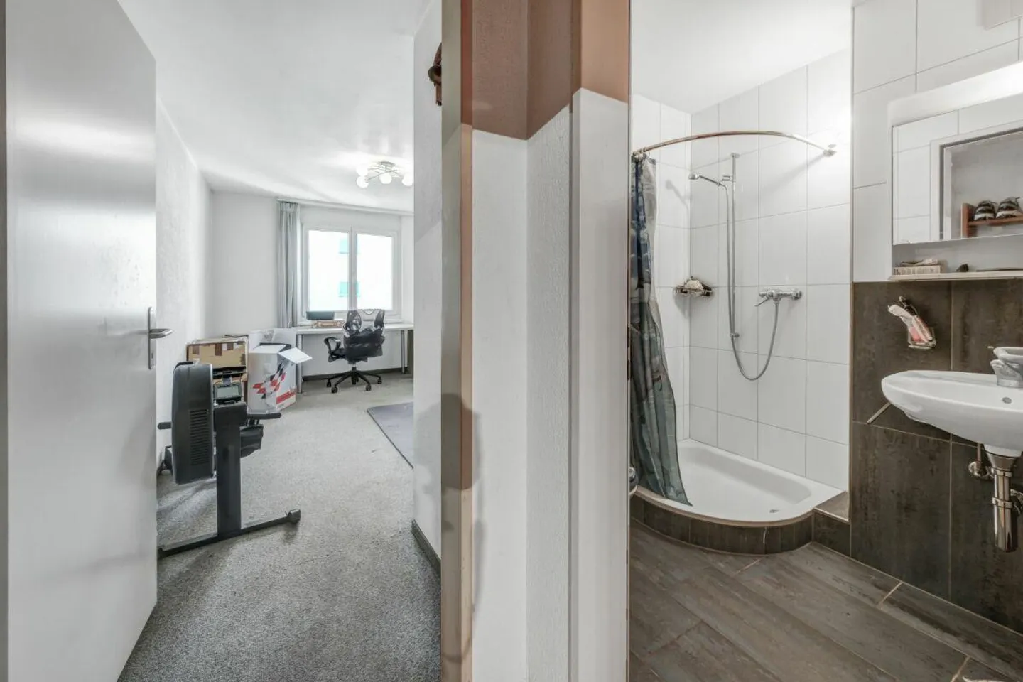 Appartamento spazioso con vista sul lago e due stanze hobby nelle immediate vicinanze... - Foto 21 di 30