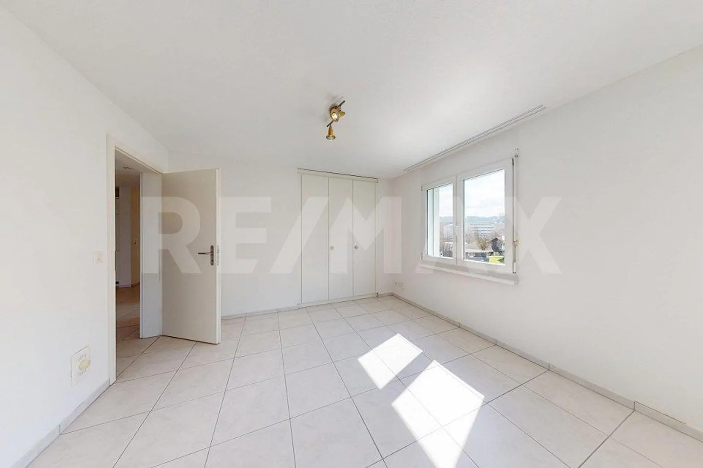 Helle 4½ Wohnung in Aarberg - Foto 12 von 13