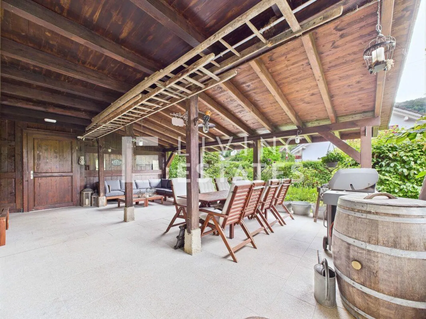 UNE MAISON AVEC TROIS APPARTEMENTS - À TOMBER AMOUREUX - Photo 27 sur 28