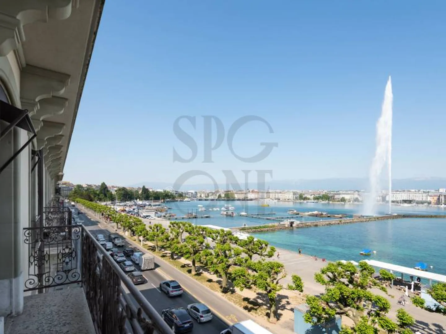Appartement extraordinaire avec vue sur le lac et le Jet d'eau - Photo 1 sur 3