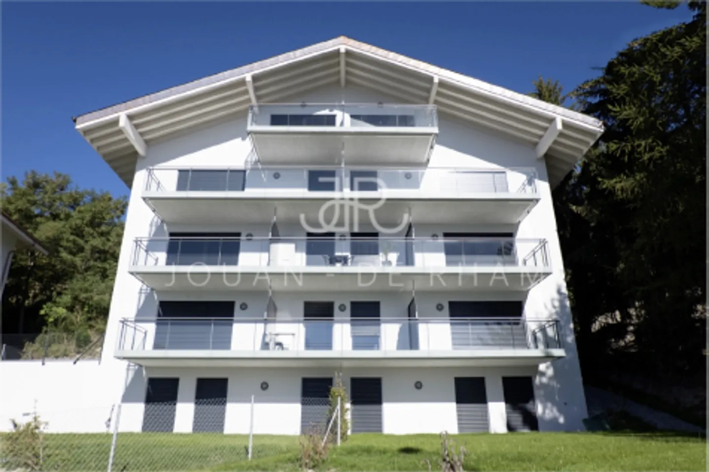 Due edifici in affitto - Foto 1 di 1