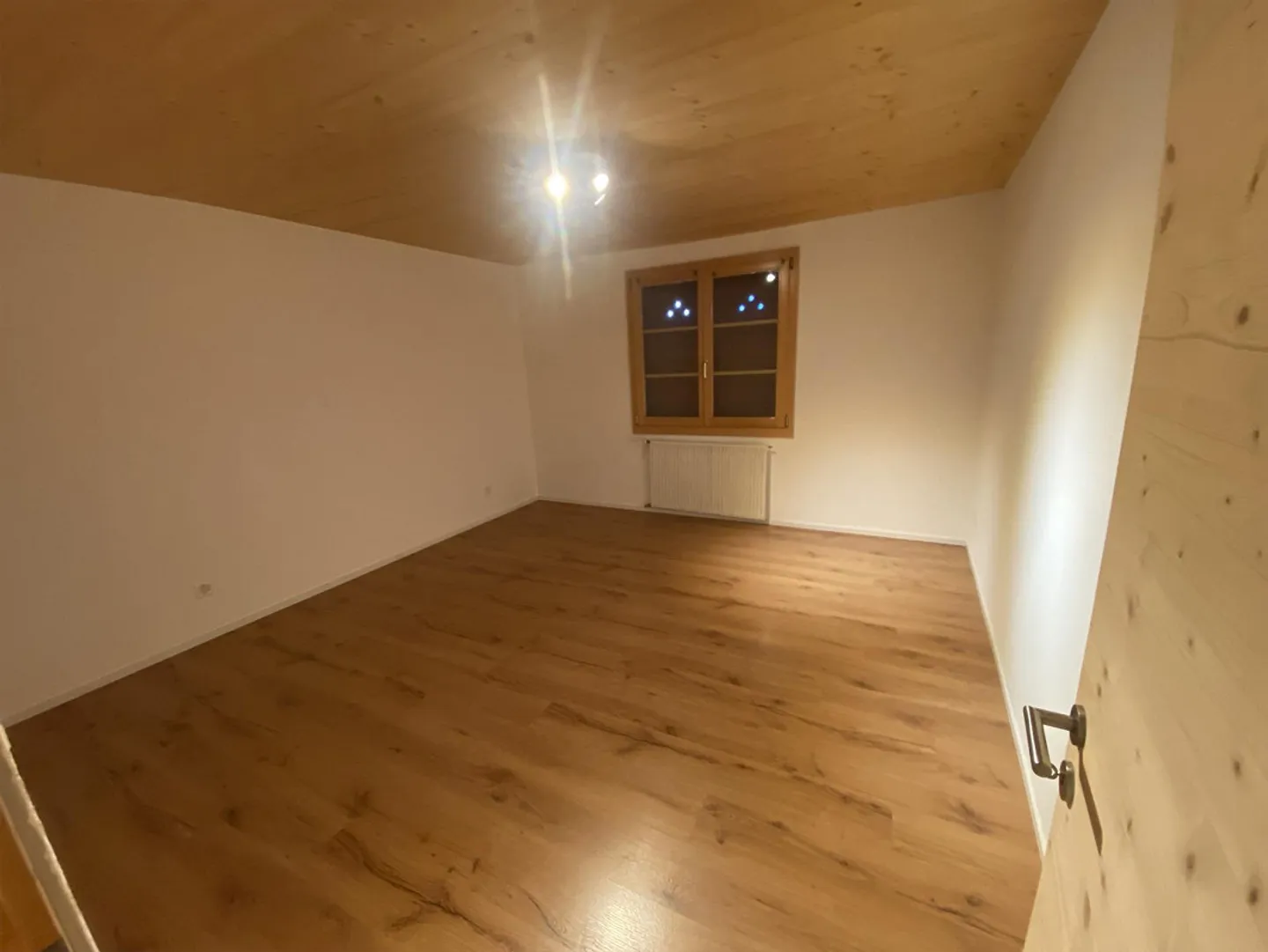 Bellissimo appartamento luminoso di 4.5 stanze (disponibile anche come appartamento per vacanze) in affitto - Foto 6 di 11
