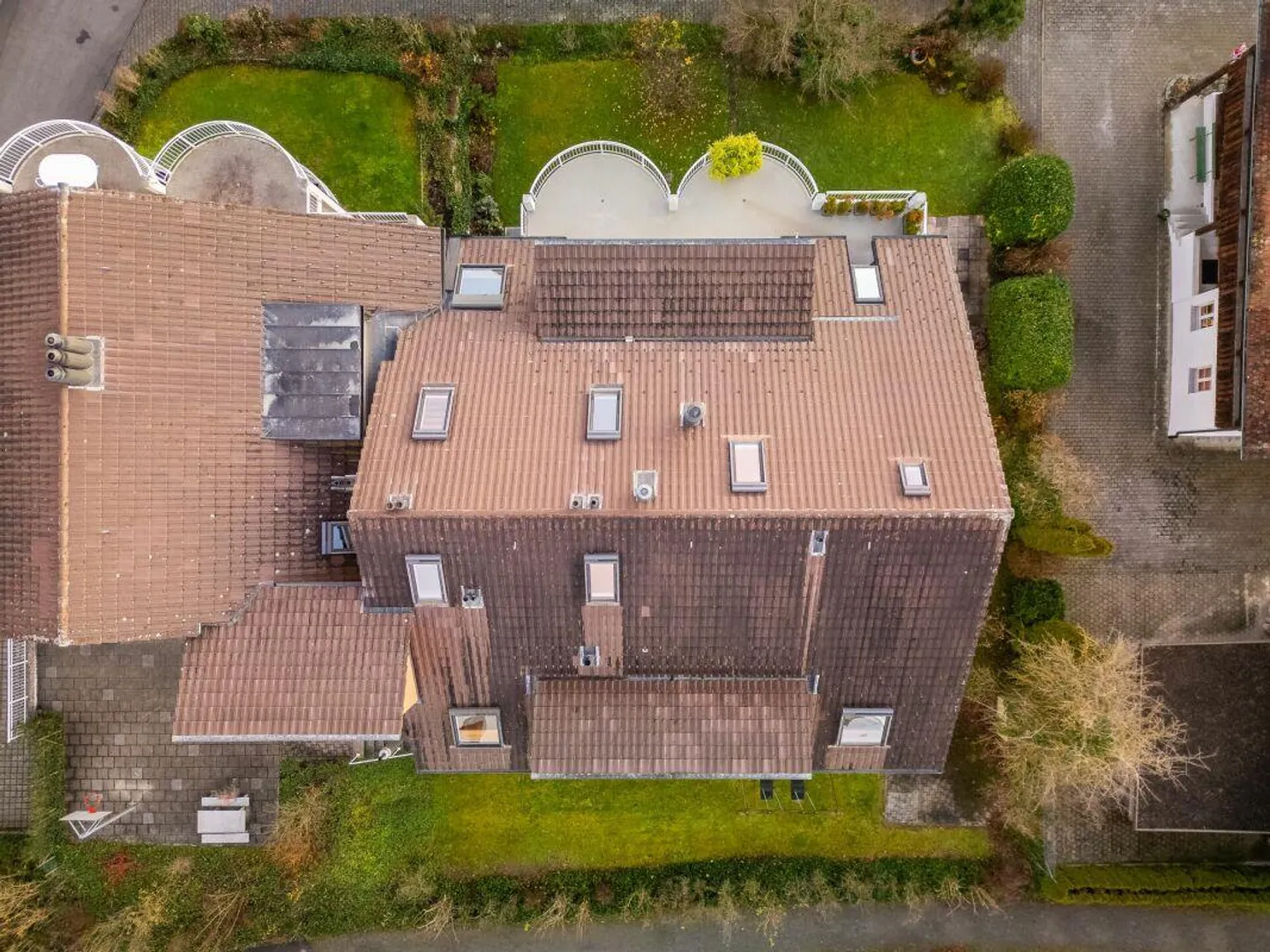 Grande maisonette de 7 1/2 pièces à Cham - Photo 2 sur 23